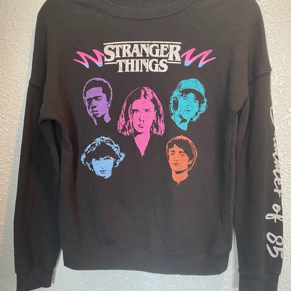 Stranger Things Summer of 85 Netflix Junior's Size XS Black Long Sleeve Sweater - Picture 3 of 7